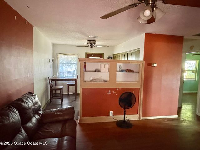 305 Live Oak Lane, Melbourne, FL 32935