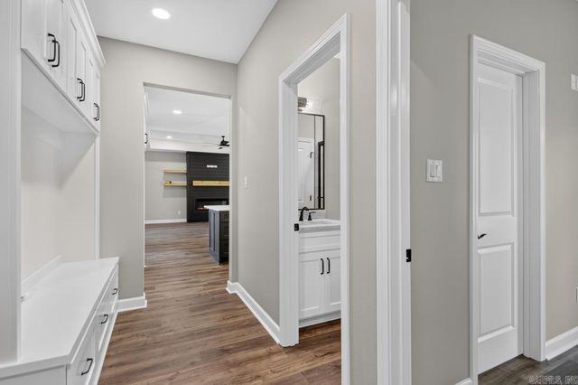 2115 Sable Oaks, Bryant, AR 72022