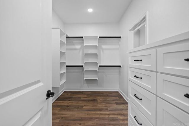 2115 Sable Oaks, Bryant, AR 72022