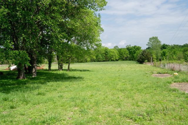 3891 CR 22900, Paris, TX 75460