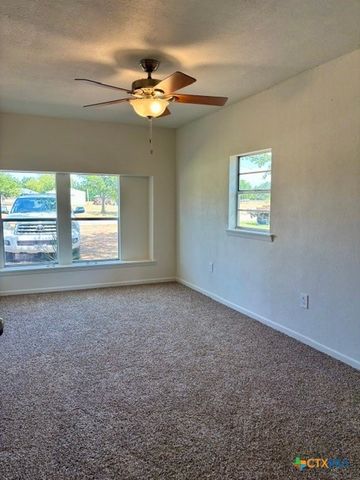 206 Barton Lane, Gatesville, TX 76528