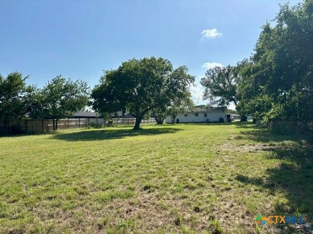 206 Barton Lane, Gatesville, TX 76528