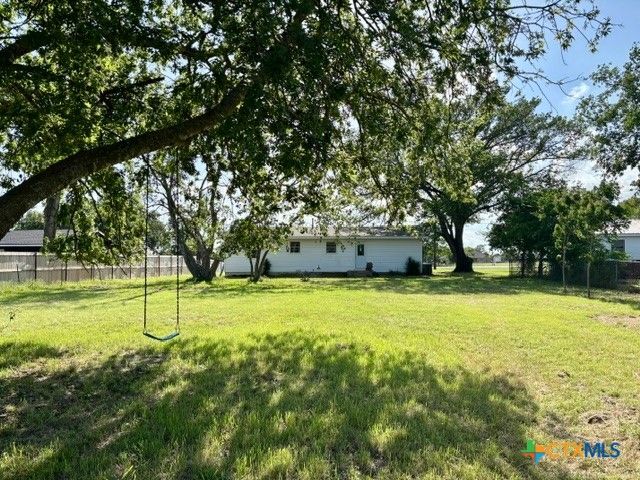 206 Barton Lane, Gatesville, TX 76528