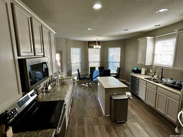 148 Eagle Vail, San Antonio, TX 78258