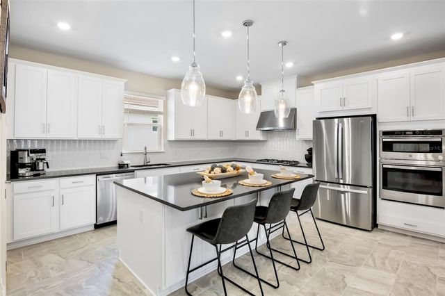 5249 SAVINO CIRCLE, Palmetto, FL 34221