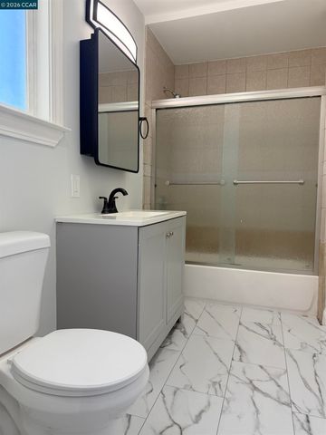 924 7Th St, Richmond, CA 94801