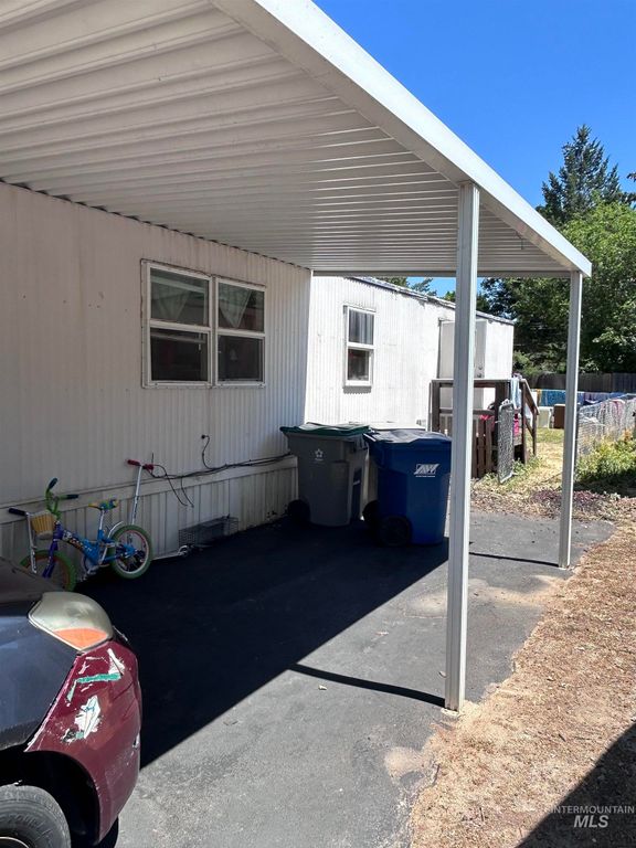290 NE Pearl St, Mountain Home, ID 83647 photo 4