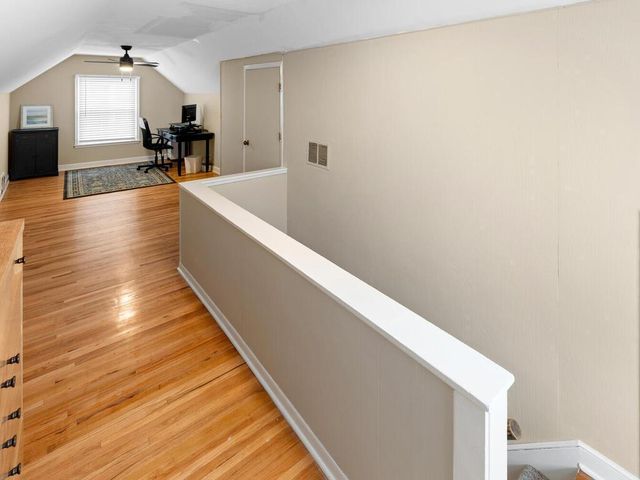 2837 Hampshire Avenue S, Saint Louis Park, MN 55426