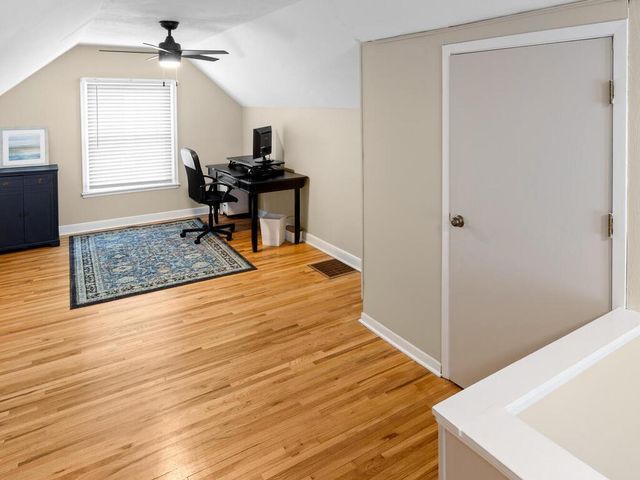 2837 Hampshire Avenue S, Saint Louis Park, MN 55426