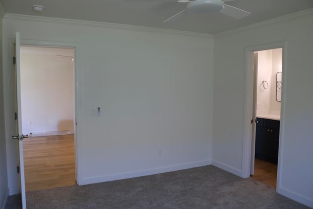170 Hawthorne Dr., Hattiesburg, MS 39402