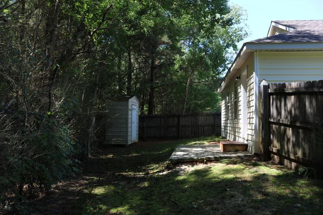 170 Hawthorne Dr., Hattiesburg, MS 39402