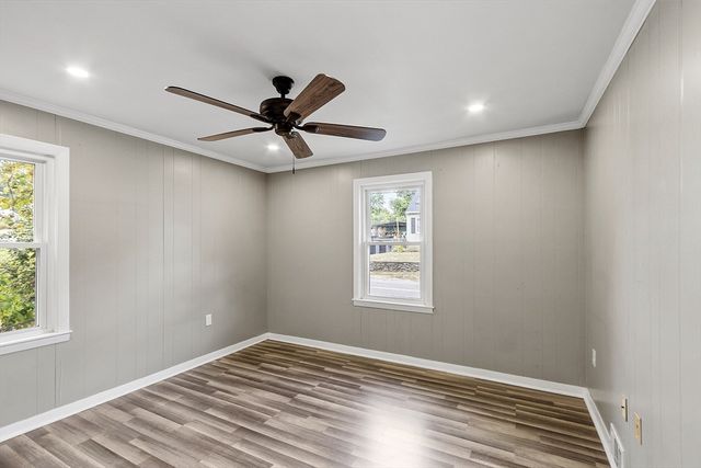 257 Spruce St, Leominster, MA 01453