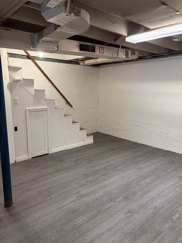 257 Spruce St, Leominster, MA 01453