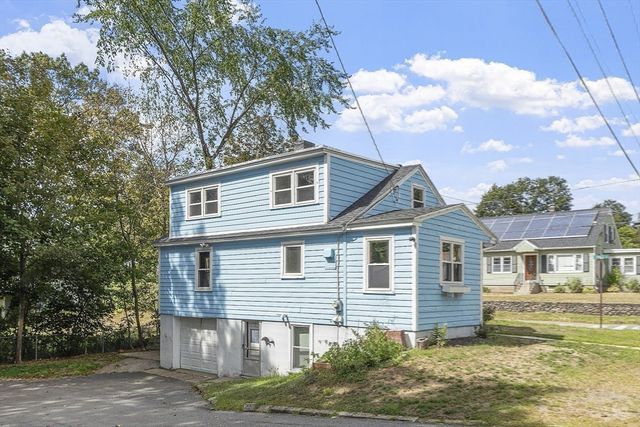 257 Spruce St, Leominster, MA 01453