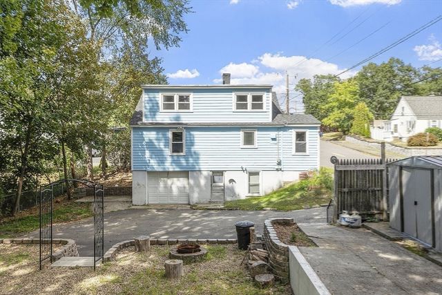 257 Spruce St, Leominster, MA 01453