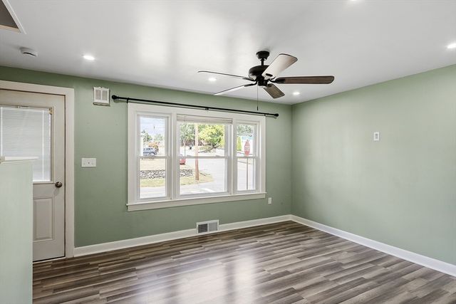 257 Spruce St, Leominster, MA 01453