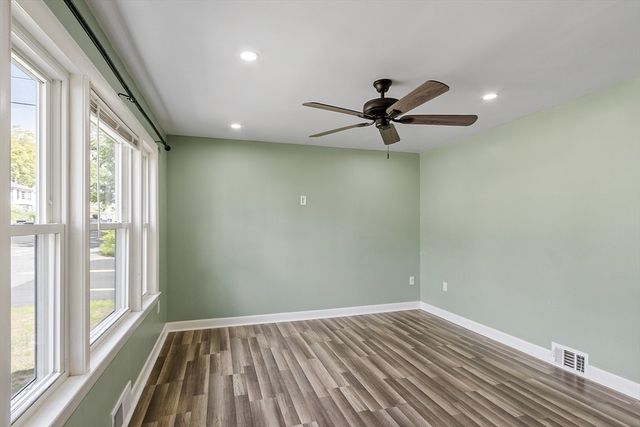 257 Spruce St, Leominster, MA 01453