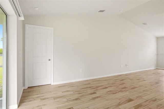 1024 NE 33RD LANE, Cape Coral, FL 33909
