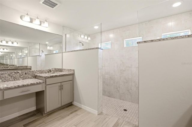 1024 NE 33RD LANE, Cape Coral, FL 33909