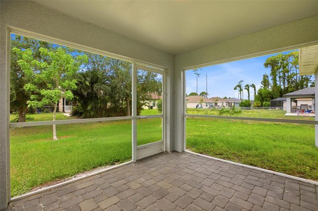 1024 NE 33RD LANE, Cape Coral, FL 33909