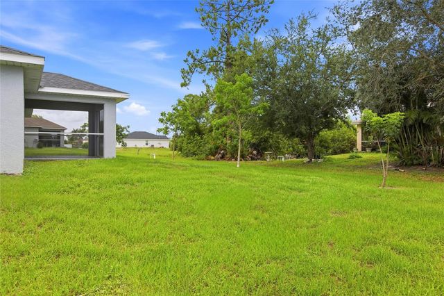 1024 NE 33RD LANE, Cape Coral, FL 33909