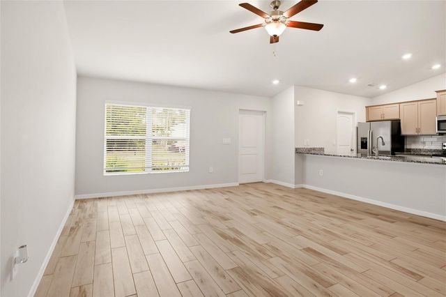 1024 NE 33RD LANE, Cape Coral, FL 33909