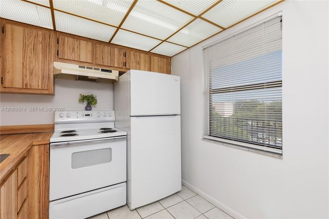 2711 NW 104th Avenue 407, Sunrise, FL 33322