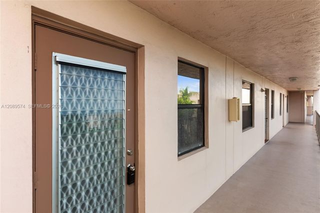 2711 NW 104th Avenue 407, Sunrise, FL 33322