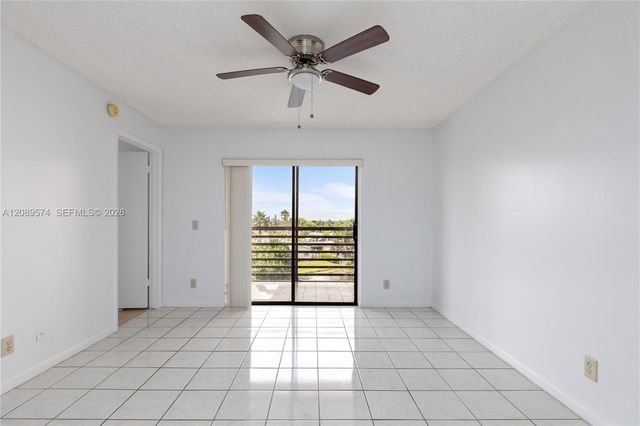 2711 NW 104th Avenue 407, Sunrise, FL 33322