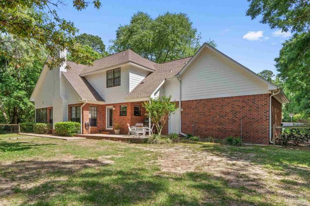 525 Northcreek Dr, Pensacola, FL 32514
