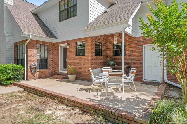 525 Northcreek Dr, Pensacola, FL 32514