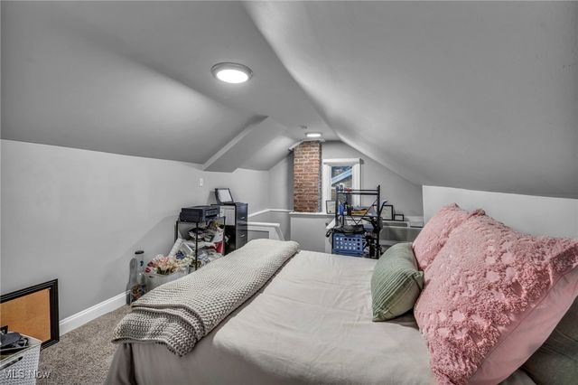 3302 Tullamore Road, Cleveland Heights, OH 44118