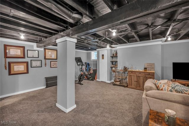 3302 Tullamore Road, Cleveland Heights, OH 44118