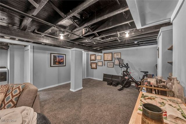 3302 Tullamore Road, Cleveland Heights, OH 44118