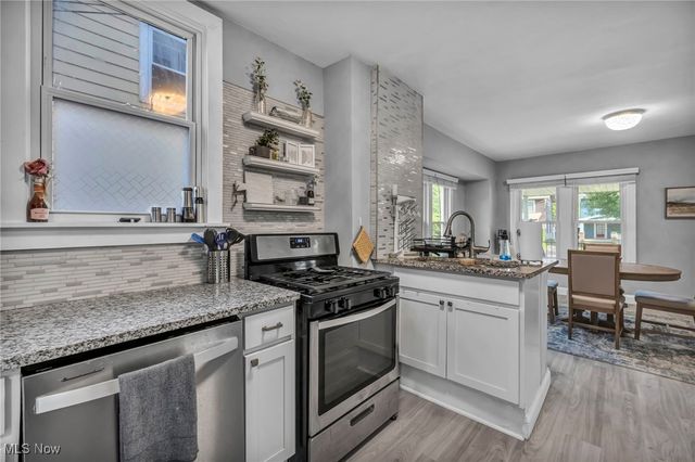 3302 Tullamore Road, Cleveland Heights, OH 44118