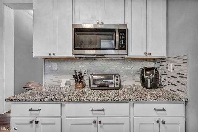 3302 Tullamore Road, Cleveland Heights, OH 44118