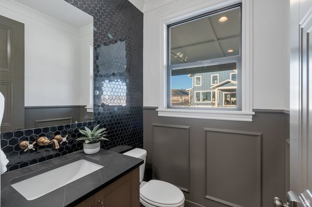 963 S LOUISA DR, Saratoga Springs, UT 84045