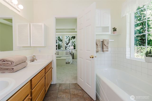 8656 Landing Lane SE, Port Orchard, WA 98367