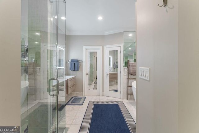 1101 Club Cove Drive, Greensboro, GA 30642