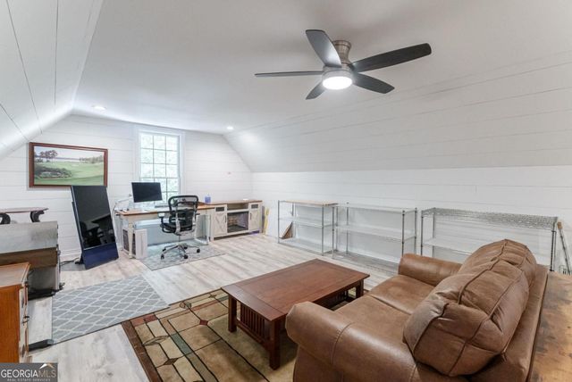 1101 Club Cove Drive, Greensboro, GA 30642