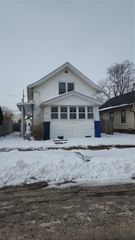1906 K St SW, Cedar Rapids, IA 52404