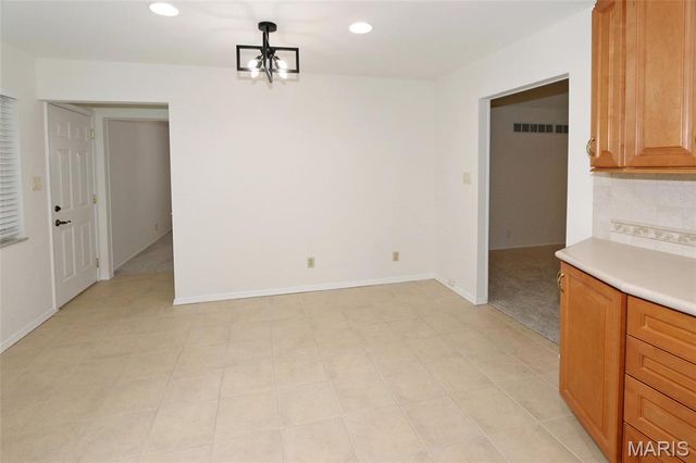 38 Forestvale Drive, Chesterfield, MO 63017