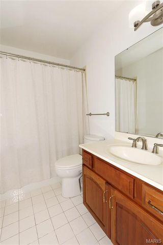 38 Forestvale Drive, Chesterfield, MO 63017