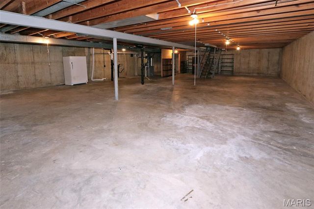 38 Forestvale Drive, Chesterfield, MO 63017