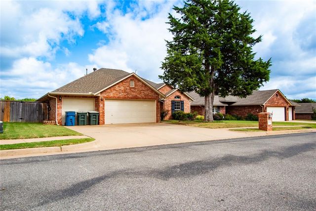1721 Fawn Valley Lane, Edmond, OK 73003