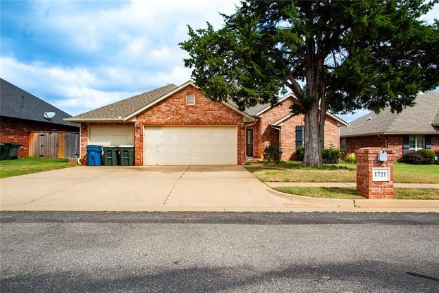 1721 Fawn Valley Lane, Edmond, OK 73003