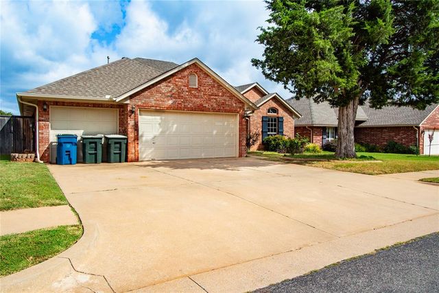 1721 Fawn Valley Lane, Edmond, OK 73003