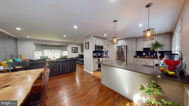 7628 CHANCELLOR WAY, Springfield, VA 22153