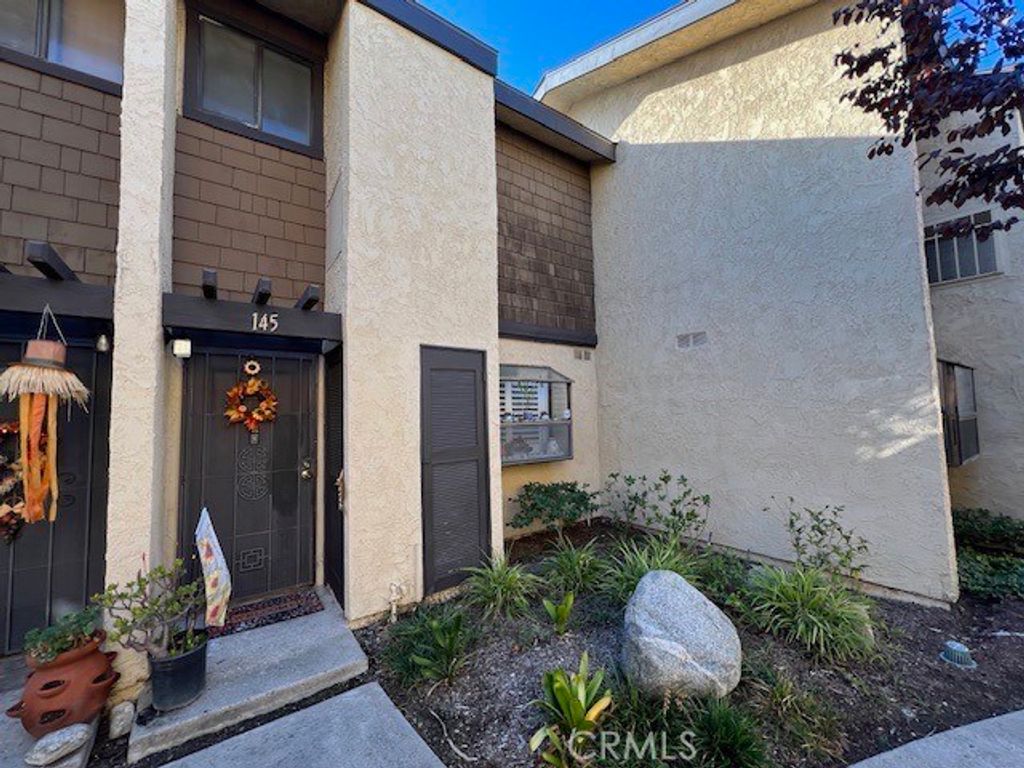 12750 Centralia Street 145, Lakewood, CA 90715