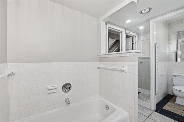 1308 NW 6th Street, Blue Springs, MO 64014